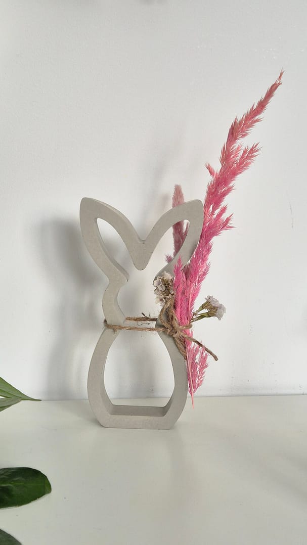 Minimalistyczna figurka w kształcie zająca Wielkanoc - obrazek 4