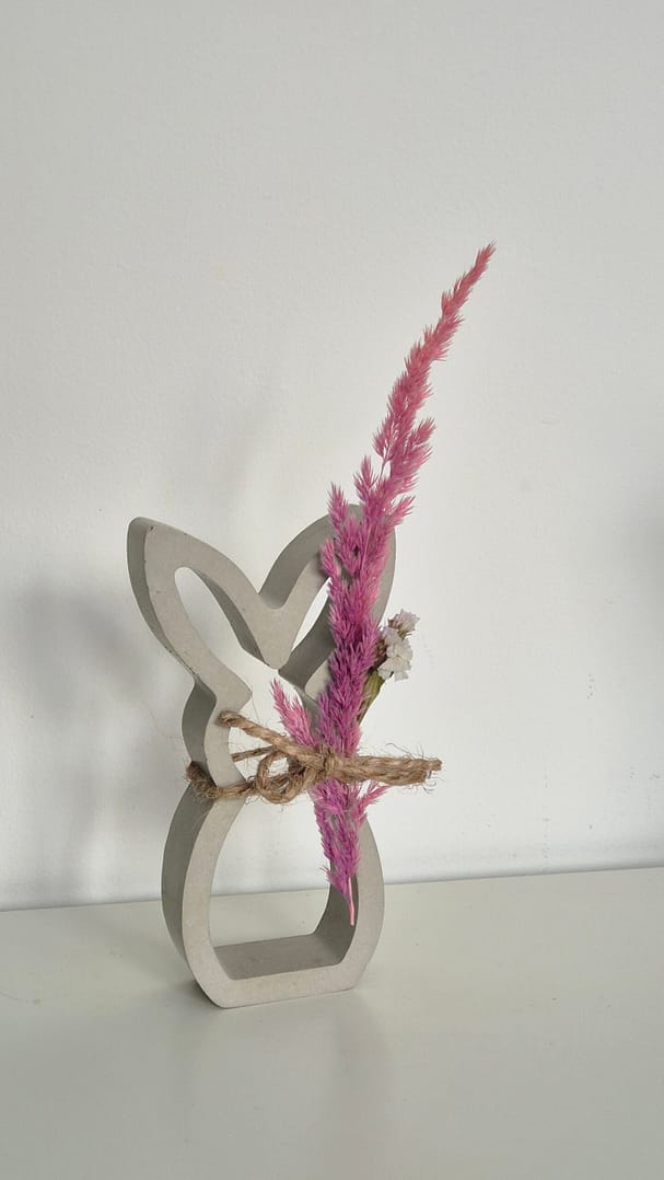 Minimalistyczna figurka w kształcie zająca Wielkanoc - obrazek 3