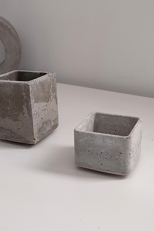 BETOkwadrat- betonowy pojemnik/osłonka
