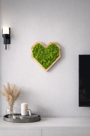 Drewniane serce z chrobotkiem reniferowym