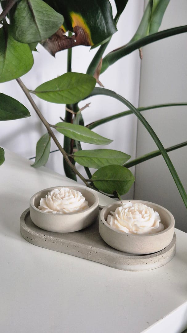 Betonowa osłonka z sojową świeczką piwonia - podziękowania dla gości - obrazek 5