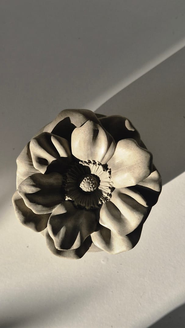 Szkatułka z motywem kwiatowym - obrazek 4