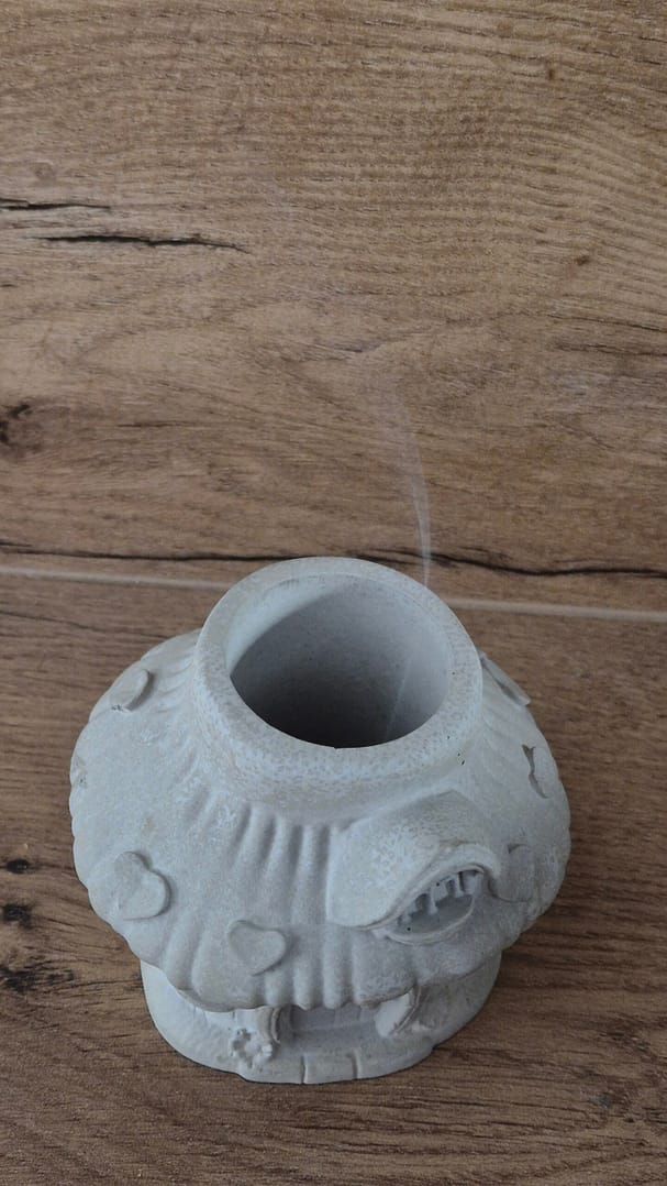 Domek grzybek na kadzidło - obrazek 5